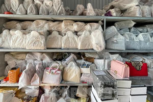 Cận cảnh kho hàng giả thương hiệu Hermès ‘khủng’ nhất miền Bắc