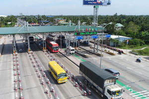 Tiếp tục giảm 37 loại phí và lệ phí trong nửa đầu năm 2022