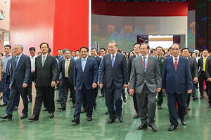 Chùm ảnh: Lãnh đạo Đảng, Nhà nước tham quan Triển lãm '80 năm hành trình Độc lập - Tự do - Hạnh phúc'