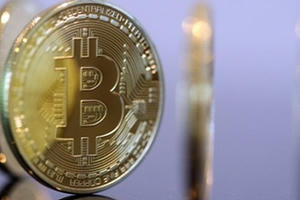 Bitcoin bất ngờ tăng giá mạnh