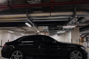 Bốc được biển 777.77, chủ Mercerdes-Benz C 300 AMG chạy đúng 77km rồi bán xe giá 5,5 tỷ đồng