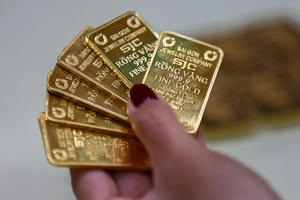 Giá vàng ngày 29/1: Vàng thế giới áp sát 5.500 USD/ounce, vàng miếng SJC vượt 190 triệu đồng/lượng