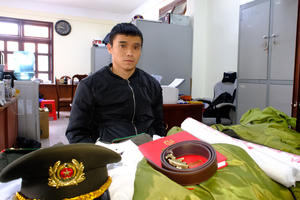 Giả danh công an lừa bán rượu ngoại 