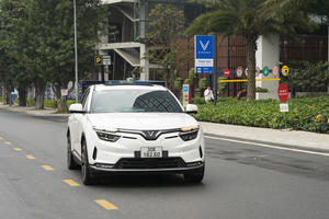 Sắm VF 8 du xuân, nhận cơ hội trúng thêm xe máy điện: “Kèo thơm” khó cưỡng từ VinFast