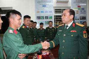 Bộ Tư lệnh Quân khu 5 gặp mặt, đón Giao thừa Tết Bính Ngọ 2026