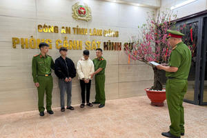 Bắt giữ 2 đối tượng cướp giật tại tiệm vàng tối 30 Tết ở Lâm Đồng