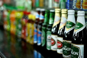 Cầm trịch thị trường bia: Sabeco (SAB) và Habeco (BHN) báo lãi trái chiều, nắm giữ gần 20.000 tỷ đồng tiền gửi