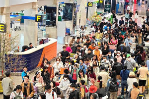 Khép kín hệ sinh thái tỷ đô: Giới tài phiệt bất động sản dồn lực chia lại thị phần hàng không