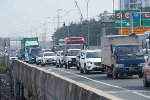 Cánh báo về hành vi dễ gây tai nạn nghiêm trọng trên cao tốc sau kỳ nghỉ Tết