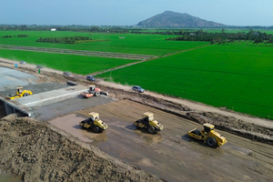 Đề xuất mở rộng cao tốc Châu Đốc - Cần Thơ - Sóc Trăng lên 6 làn xe từ năm 2027