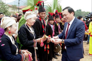 Lễ hội Lồng Tông Chiêm Hóa