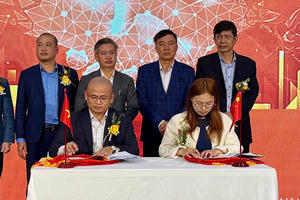 VJCO Group ký kết hợp tác chiến lược với Gotion High-Tech, phát triển hạ tầng lưu trữ năng lượng tại Việt Nam VJCO Group ký kết hợp tác chiến lược với Gotion High-Tech, phát triển hạ tầng lưu trữ năng lượng tại Việt Nam