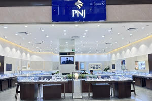 Sau 8 năm đóng vai 'bà đỡ', PNJ chính thức trực tiếp lấn sân mảng dịch vụ tài chính