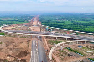 Bộ Xây dựng “điểm tên” loạt dự án giao thông trọng điểm chậm tiến độ