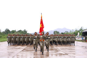 Báo Pháp luật Việt Nam nhận bằng khen của Binh chủng Đặc công