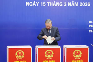 Ngày hội bầu cử toàn dân: Các Lãnh đạo Đảng, Nhà nước thực hiện quyền cử tri