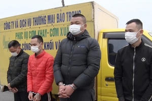 Cho vay nặng lãi rồi bắt người, cướp ô tô để đòi nợ