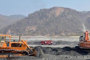 Đẩy mạnh xử lý, sử dụng tro, xỉ, thạch cao của nhà máy nhiệt điện, hóa chất