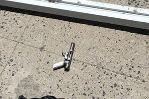 Khánh Hòa: Truy tìm hai thanh niên dùng súng tự chế cướp tiền ngân hàng