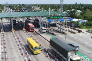 Tạm dừng thu phí BOT các dự án giao thông phía nam
