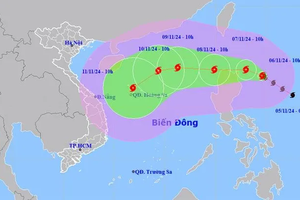 Bão Yinxing có cường độ rất mạnh đang đi vào Biển Đông