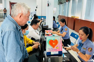 Giảm giá vé tàu hỏa lên đến 40% đối với hành khách là người có công với cách mạng