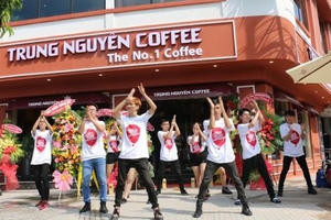 Một cuộc ly hôn là tính toán của vợ chồng ông chủ Trung Nguyên?