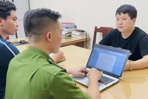 Phá đường dây lừa đảo bán thuốc qua mạng với số tiền gần 50 tỷ đồng