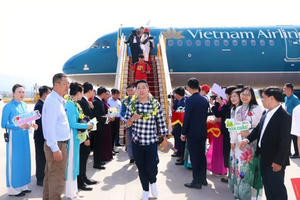 Vietnam Airlines mở đường bay trực tiếp TP HCM - Điện Biên