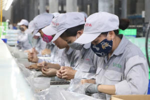 Hàn Quốc vượt lên, Thái Lan chững lại, Việt Nam không thể chần chừ