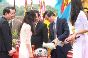 Nét đẹp “Uống nước nhớ nguồn” từ Lễ rước nước tại Lễ hội Hoa Lư 2023