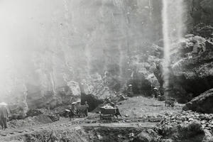 Loạt ảnh hiếm về mỏ chì kẽm khổng lồ ở Việt Nam 100 năm trước