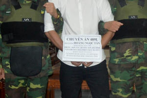 Tiếp tục bắt giữ trùm ma túy kèm vũ khí nóng tại Cửa khẩu quốc tế Cầu Treo