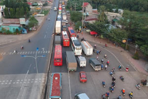 Toàn cảnh trạm thu phí BOT Biên Hòa xả trạm