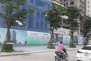 Chung cư mọc lên dày đặc trên đất công nghiệp nội đô Hà Nội: Đường không tắc mới lạ!