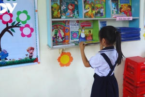 Lan tỏa tri thức từ những tủ sách về buôn làng ở Đắk Lắk Lan tỏa tri thức từ những tủ sách về buôn làng ở Đắk Lắk