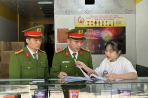 Cá nhân tự ý bán pháo là hành vi bị nghiêm cấm