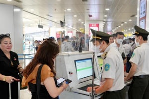 Công nhận giấy tờ điện tử và nhận diện sinh trắc khi đi máy bay từ 15/2