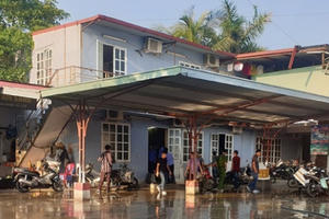 Nam thanh niên đất Cảng đâm bạn tử vong rồi cắt tay tự tử