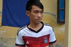 Nghệ An: Khởi tố người chồng dùng dao đâm vợ trọng thương