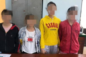 Nhiều thiếu nữ bị đánh đập, nhốt trong quán karaoke để phục vụ khách