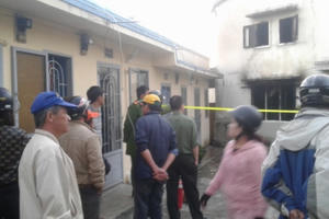 Lâm Đồng: Cụ bà 75 tuổi may mắn thoát khỏi căn nhà đang bốc cháy dữ dội