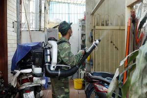 Vẫn tiềm ẩn nguy cơ bùng phát sốt xuất huyết tại Hà Nội Vẫn tiềm ẩn nguy cơ bùng phát sốt xuất huyết tại Hà Nội