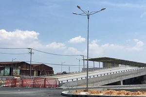 Bến xe Miền Đông mới lại lỗi hẹn