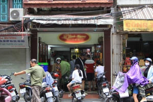 Vì sao người Hà Nội vẫn ưu ái bánh Trung thu truyền thống ?