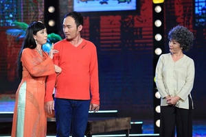 Vợ chồng Thu Trang, Tiến Luật lộ giới tính thật khiến Thúy Nga ngã ngửa