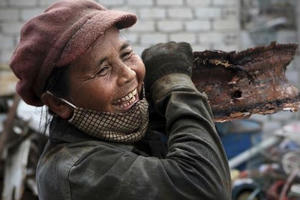 Tôn vinh những người phụ nữ làng nghề