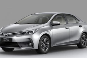 Corolla Altis 2017 chính thức bán ra với giá từ 702 triệu đồng