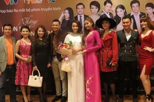 Bình Minh áp lực vì hôn Mai Thu Huyền