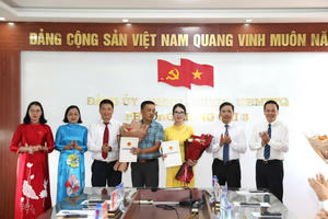 Quảng Ninh trao chứng nhận 2 dự án hơn 1.200 tỷ đồng tại Móng Cái 3